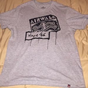 Airwalk old school T-shirt